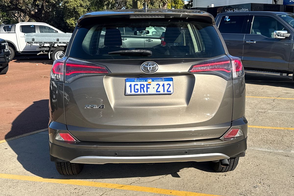 2018 Toyota RAV4 GX ZSA42R
