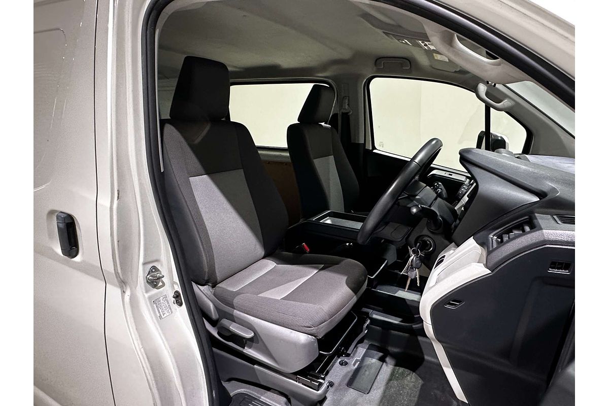 2022 Toyota Hiace  GDH300R LWB