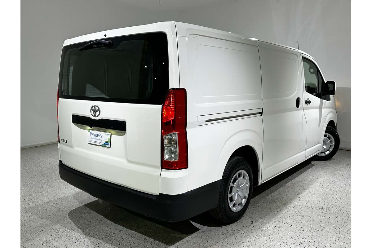 2022 Toyota Hiace  GDH300R LWB