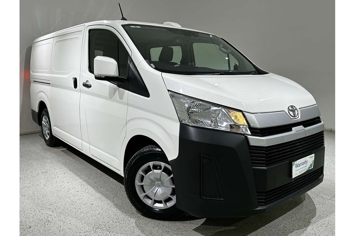 2022 Toyota Hiace  GDH300R LWB