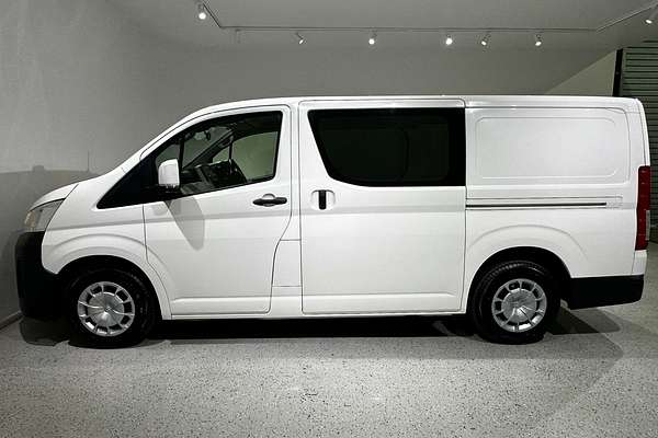 2022 Toyota Hiace  GDH300R LWB
