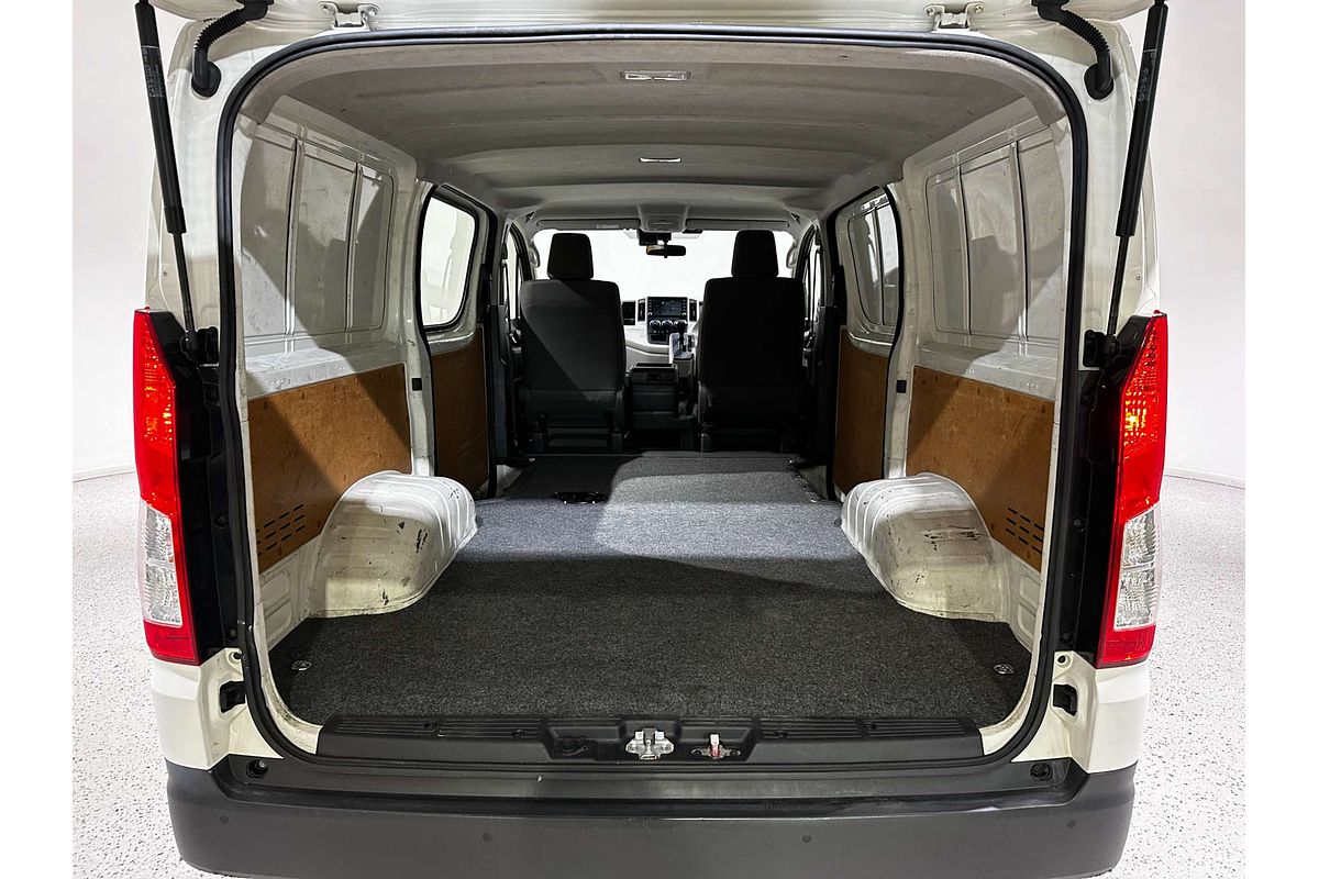 2022 Toyota Hiace  GDH300R LWB