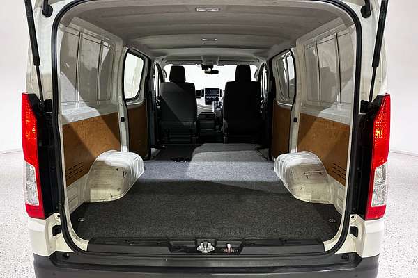 2022 Toyota Hiace  GDH300R LWB