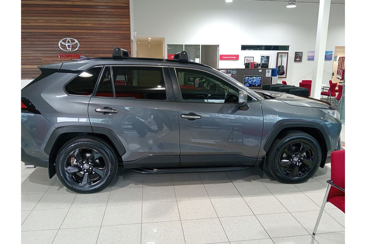 2020 Toyota RAV4 Cruiser AXAH54R