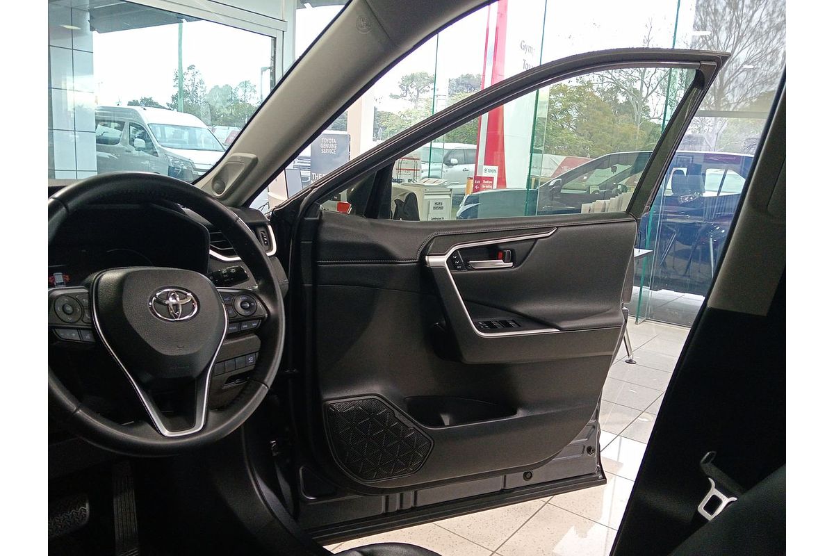 2020 Toyota RAV4 Cruiser AXAH54R