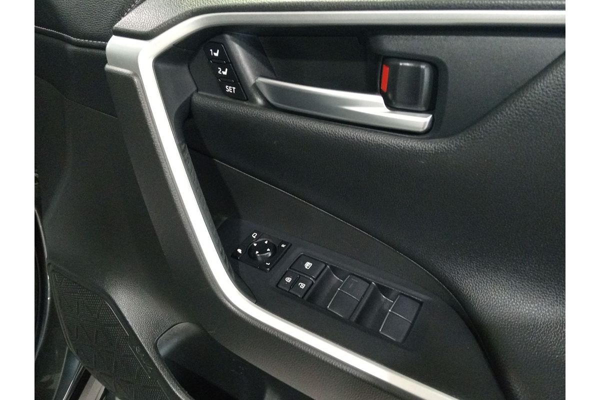 2020 Toyota RAV4 Cruiser AXAH54R