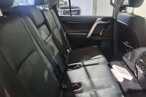 2017 Toyota Landcruiser Prado Kakadu GDJ150R