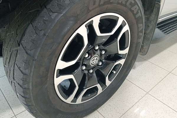 2020 Toyota Hilux SR5 GUN126R 4X4