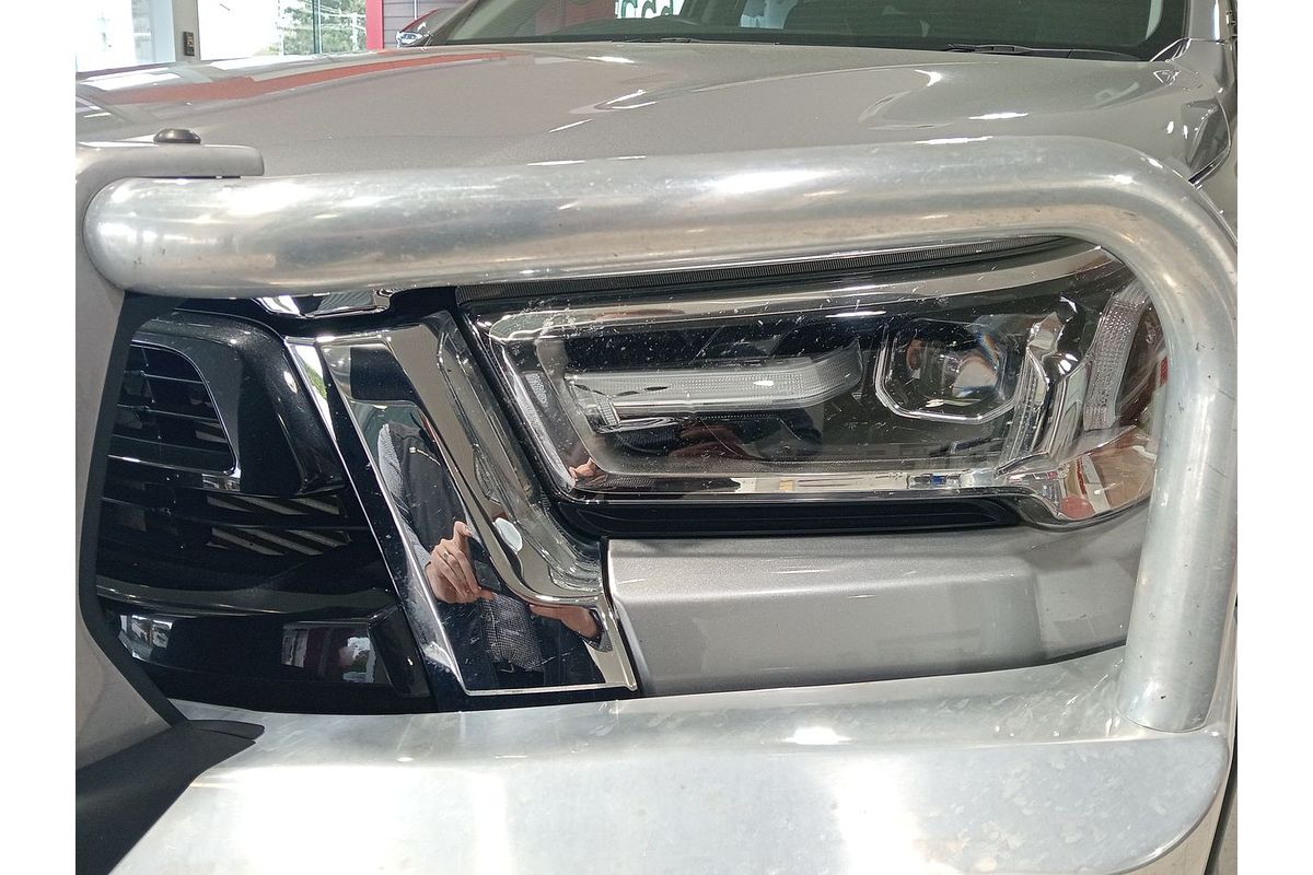 2020 Toyota Hilux SR5 GUN126R 4X4