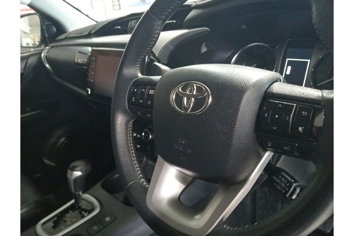 2020 Toyota Hilux SR5 GUN126R 4X4
