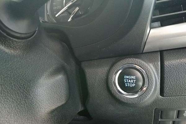 2020 Toyota Hilux SR5 GUN126R 4X4
