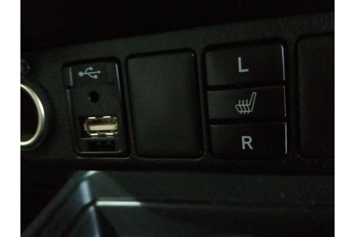 2020 Toyota Hilux SR5 GUN126R 4X4