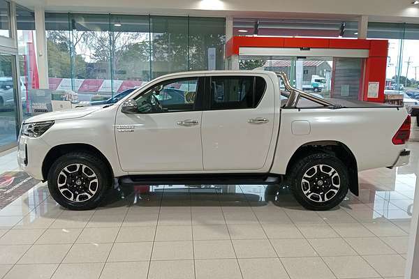 2022 Toyota Hilux SR5 GUN126R 4X4