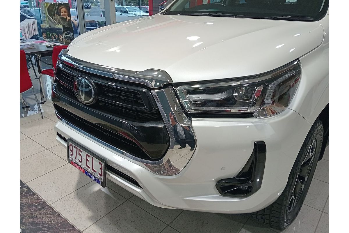 2022 Toyota Hilux SR5 GUN126R 4X4