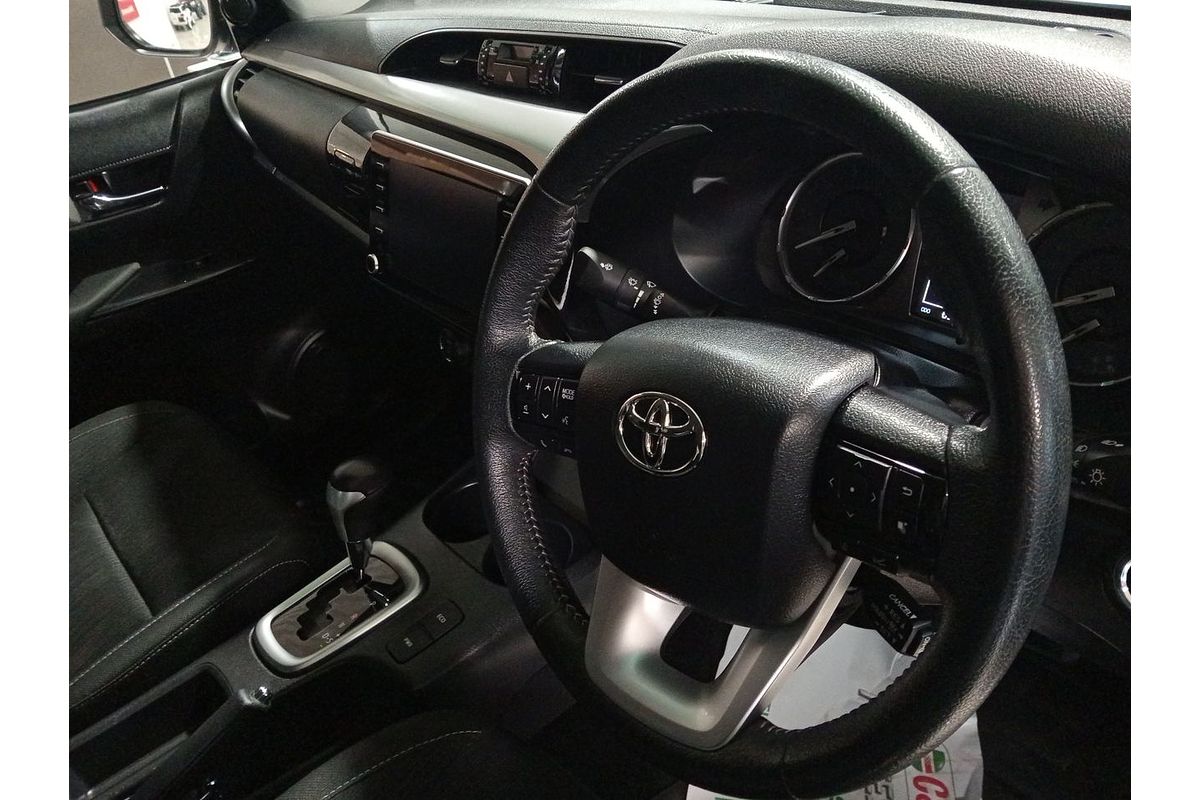 2022 Toyota Hilux SR5 GUN126R 4X4