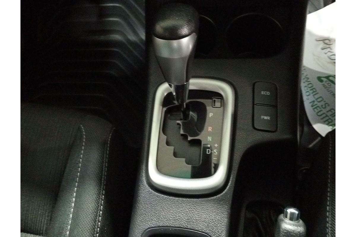 2022 Toyota Hilux SR5 GUN126R 4X4