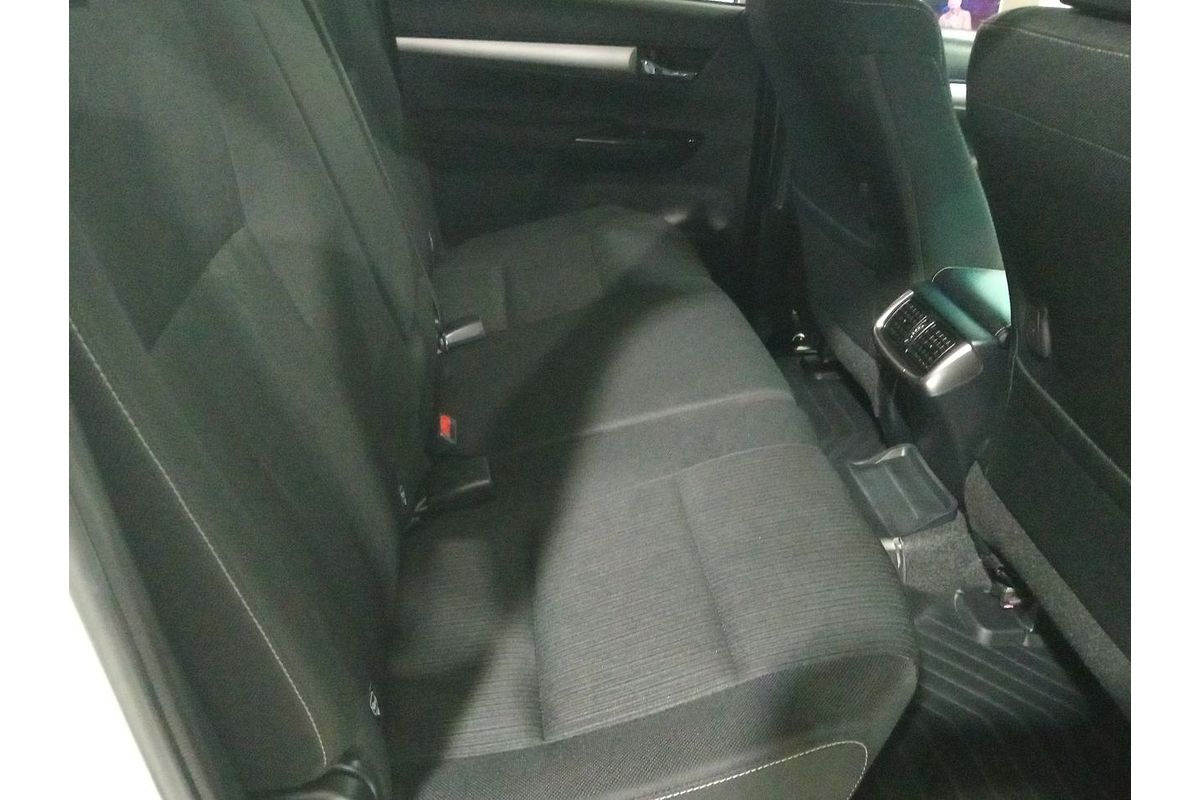 2022 Toyota Hilux SR5 GUN126R 4X4