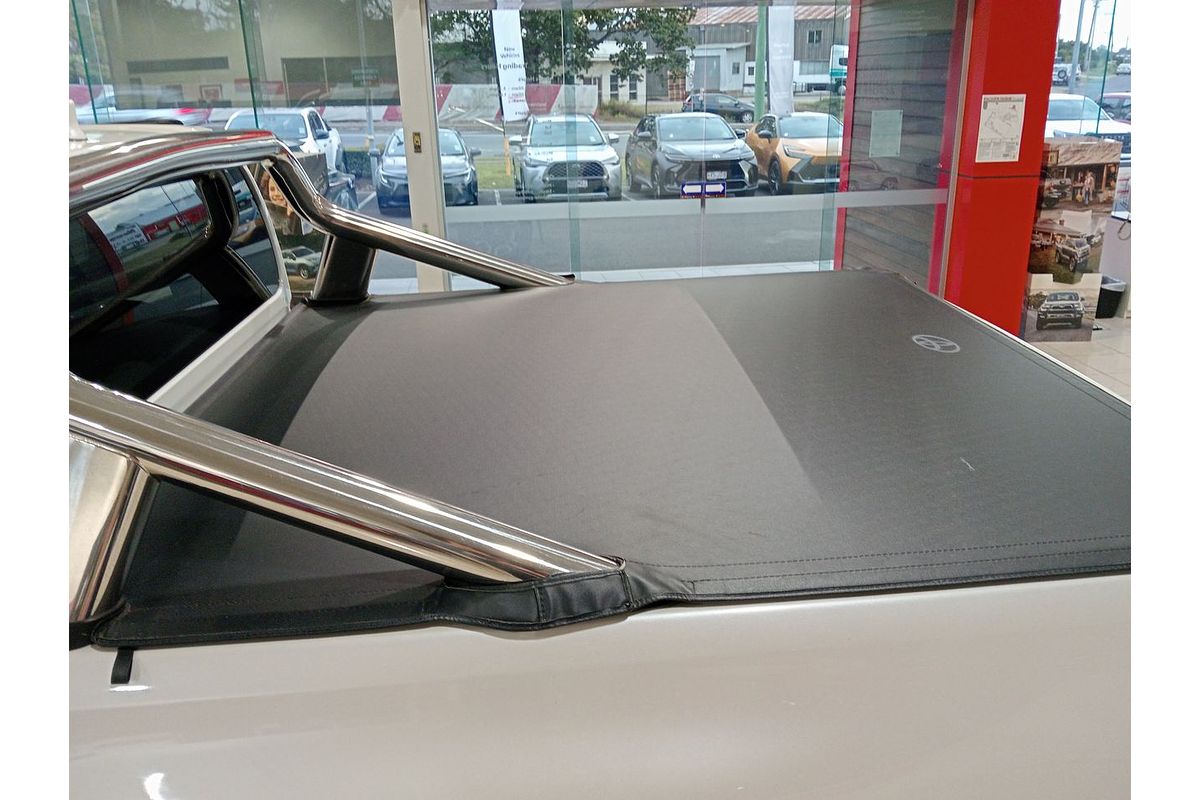 2022 Toyota Hilux SR5 GUN126R 4X4