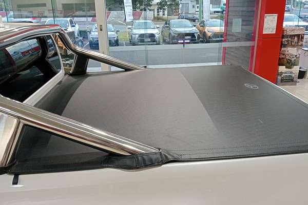 2022 Toyota Hilux SR5 GUN126R 4X4