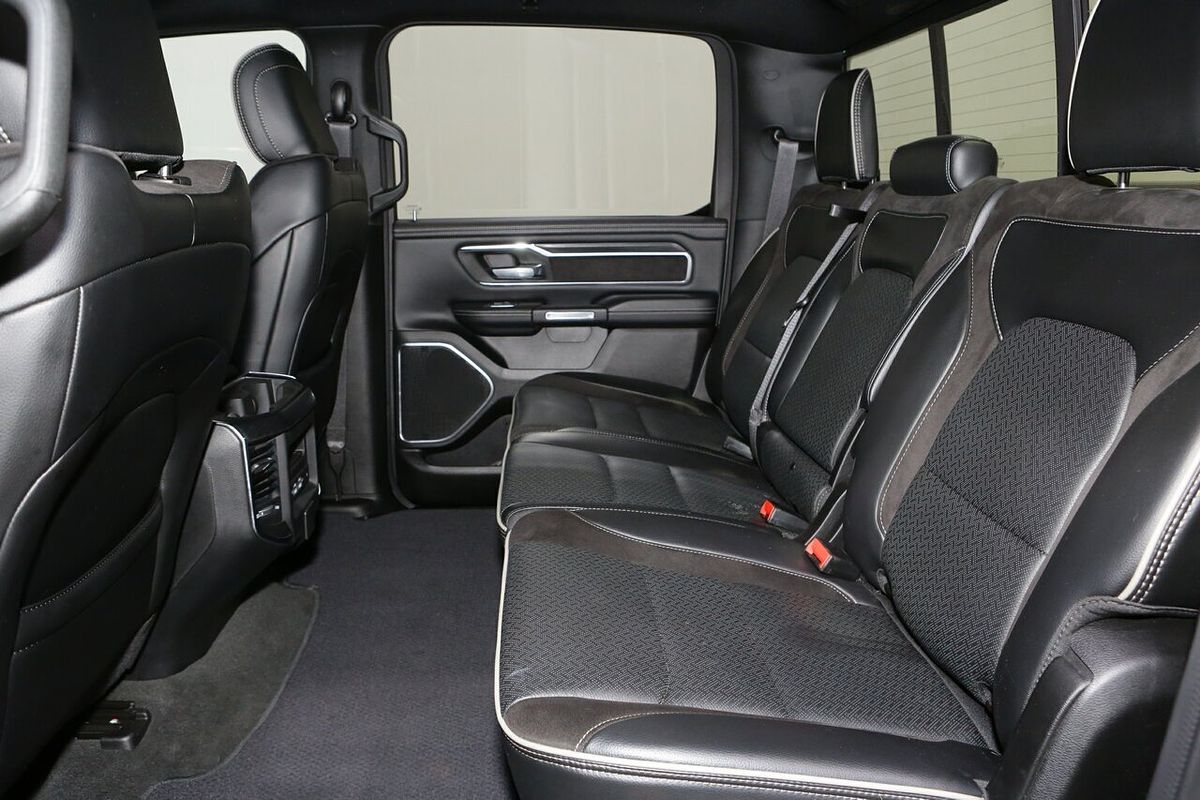 2023 RAM 1500 Laramie Sport RamBox DT 4X4 SWB