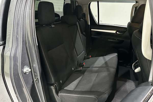 2019 Toyota Hilux SR5 GUN126R 4X4