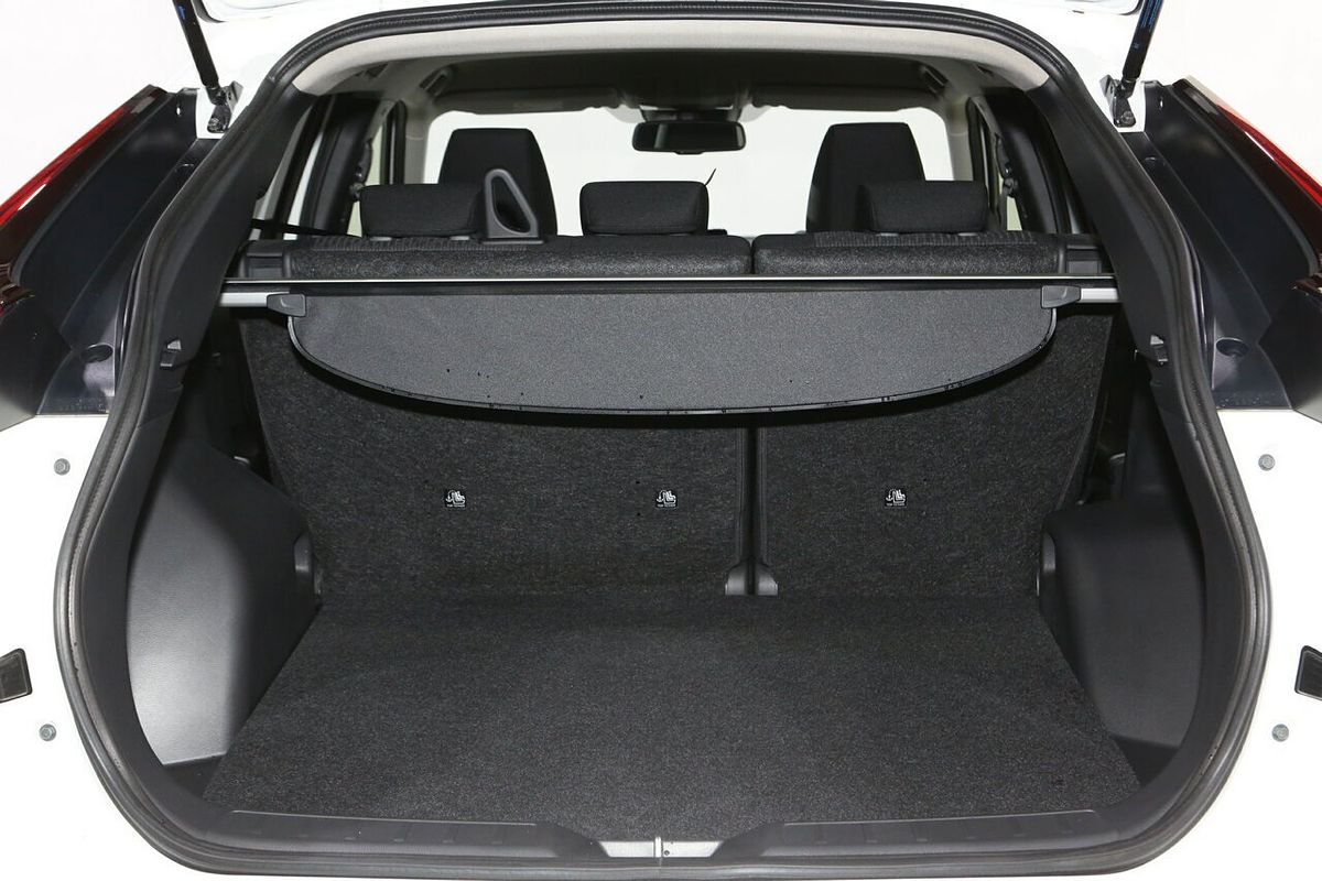 2024 Mitsubishi Eclipse Cross LS YB