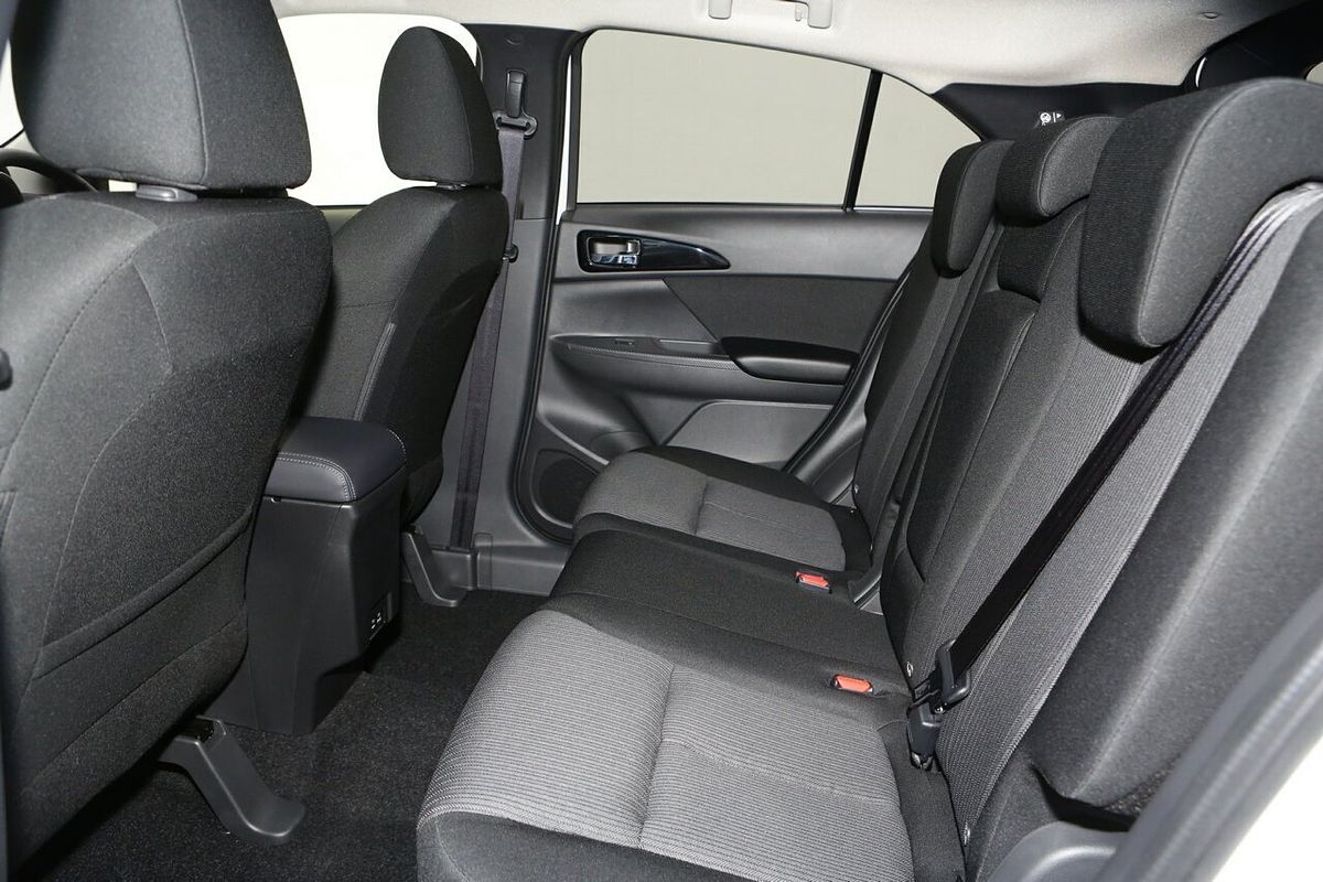 2024 Mitsubishi Eclipse Cross LS YB
