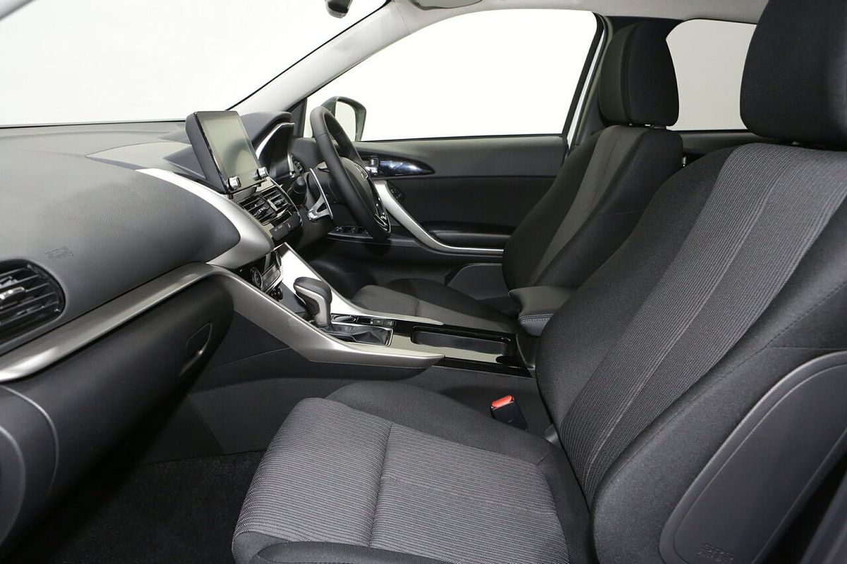 2024 Mitsubishi Eclipse Cross LS YB