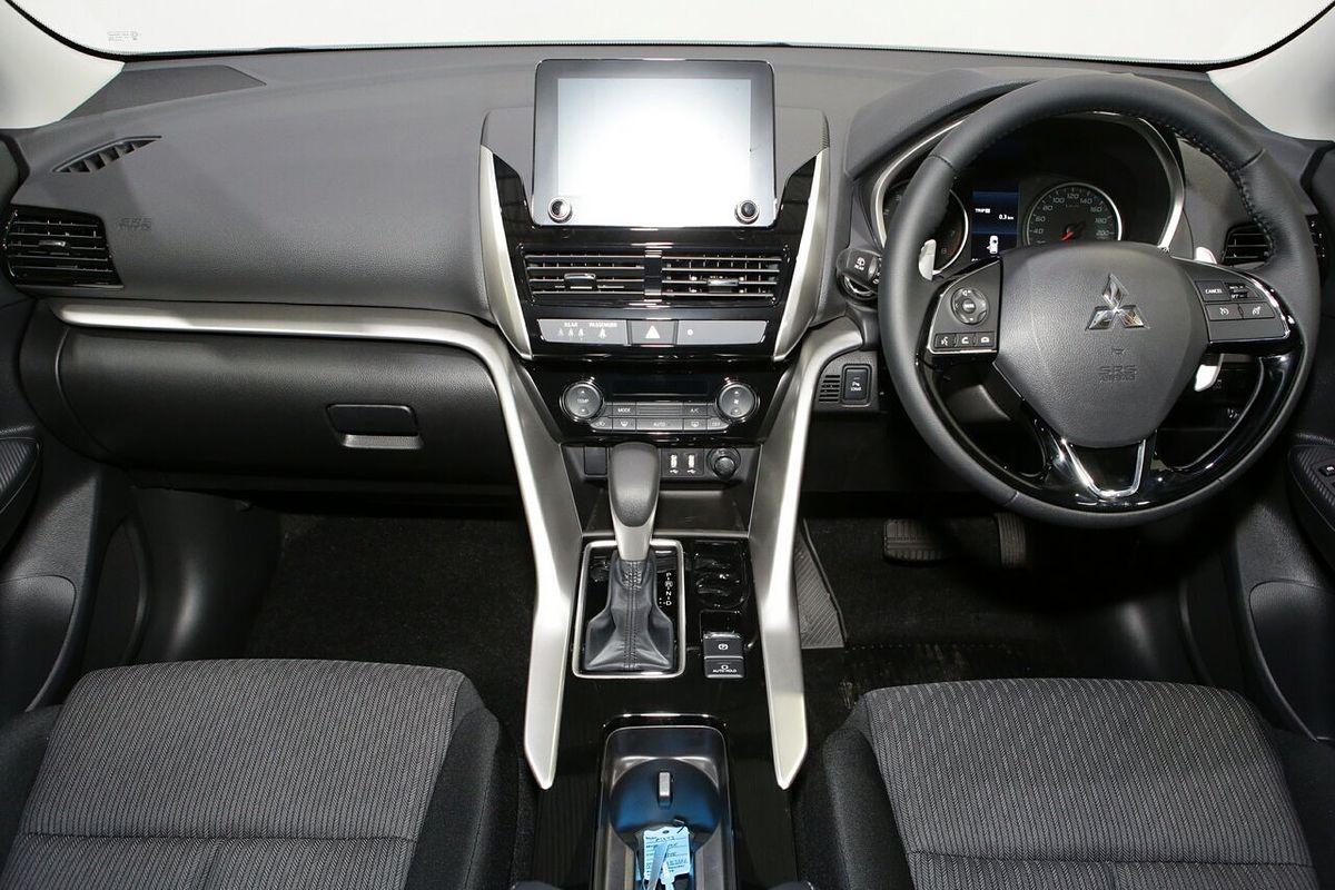 2024 Mitsubishi Eclipse Cross LS YB
