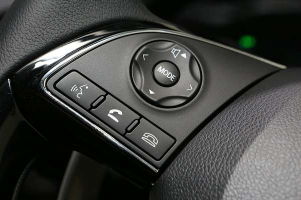 2024 Mitsubishi Eclipse Cross LS YB