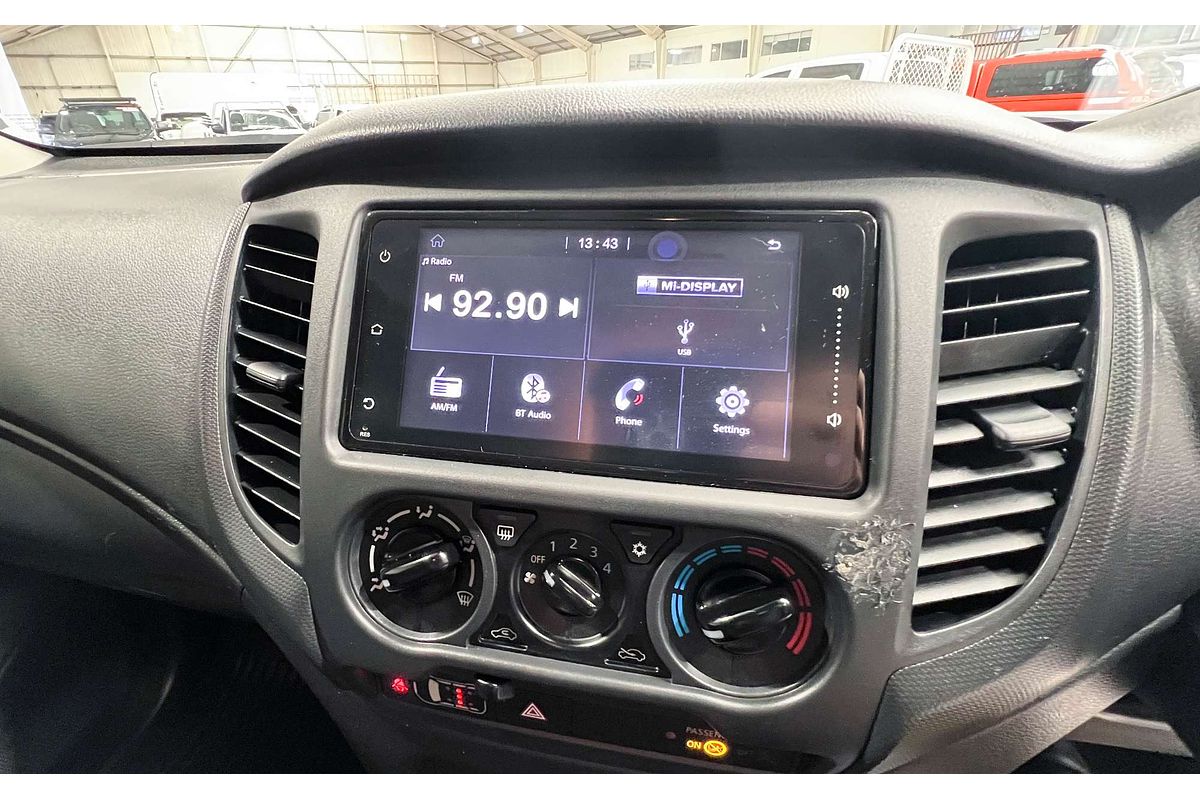 2022 Mitsubishi Triton GLX MR 4X4