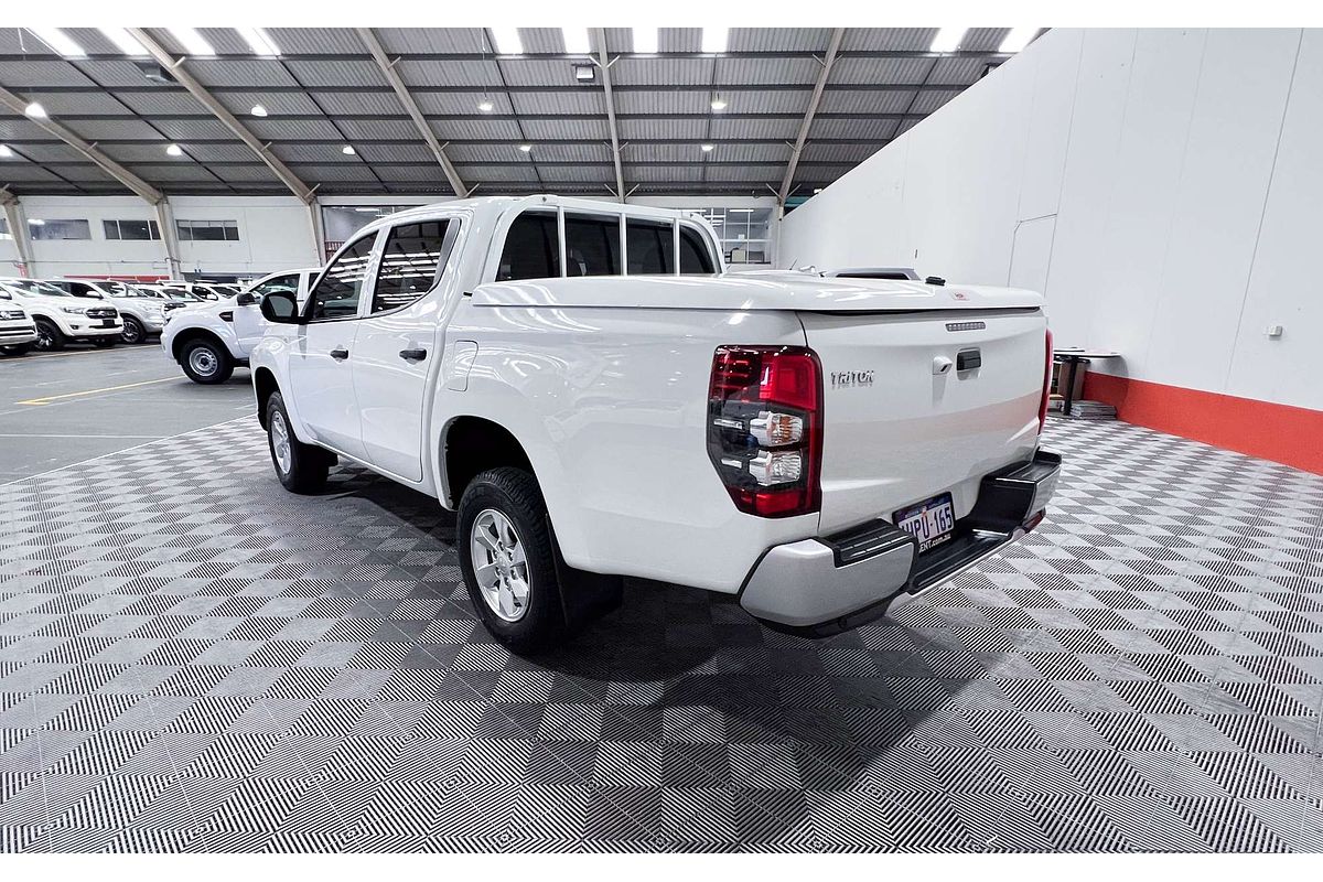 2022 Mitsubishi Triton GLX MR 4X4