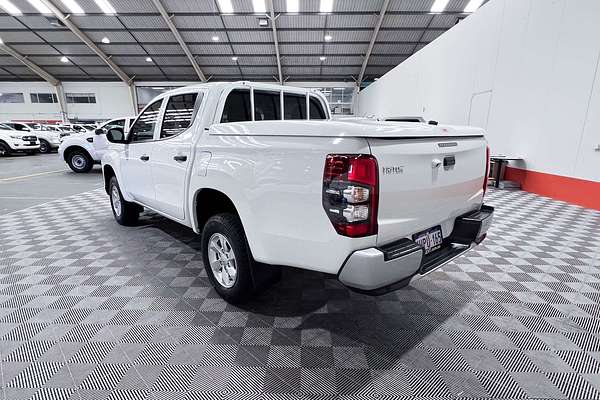 2022 Mitsubishi Triton GLX MR 4X4