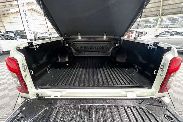 2022 Mitsubishi Triton GLX MR 4X4