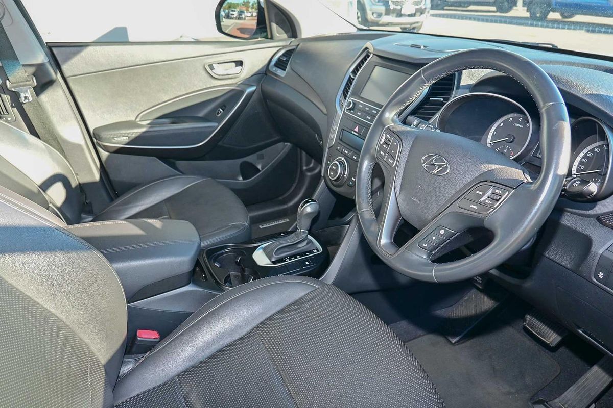 2017 Hyundai Santa Fe Active X DM3 Series II