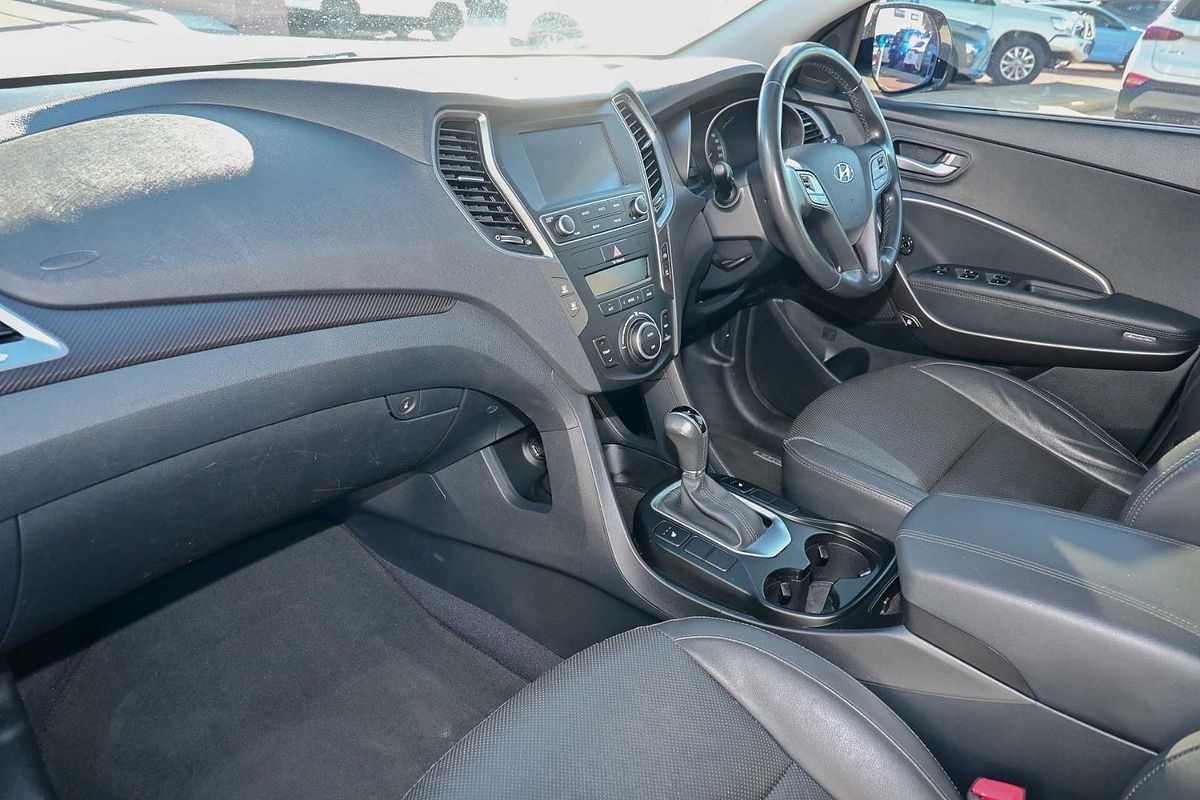 2017 Hyundai Santa Fe Active X DM3 Series II