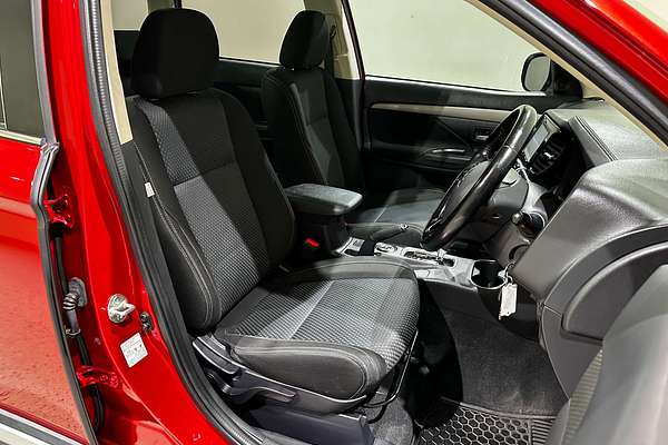 2016 Mitsubishi Outlander LS ZK