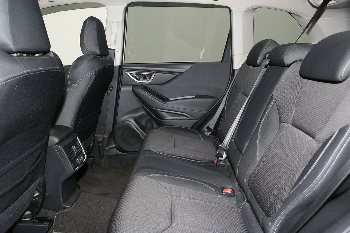 2020 Subaru Forester 2.5i S5