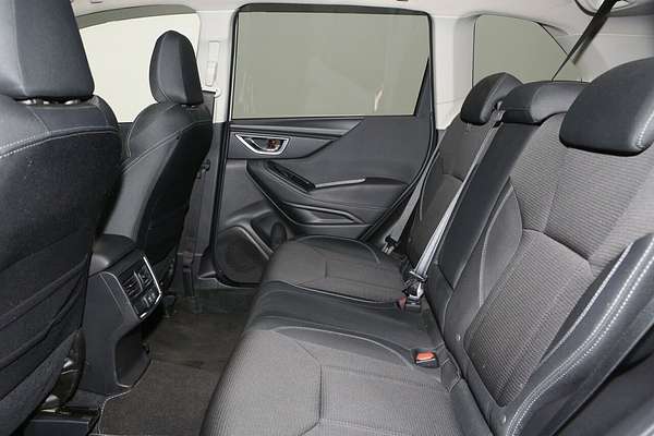 2020 Subaru Forester 2.5i S5