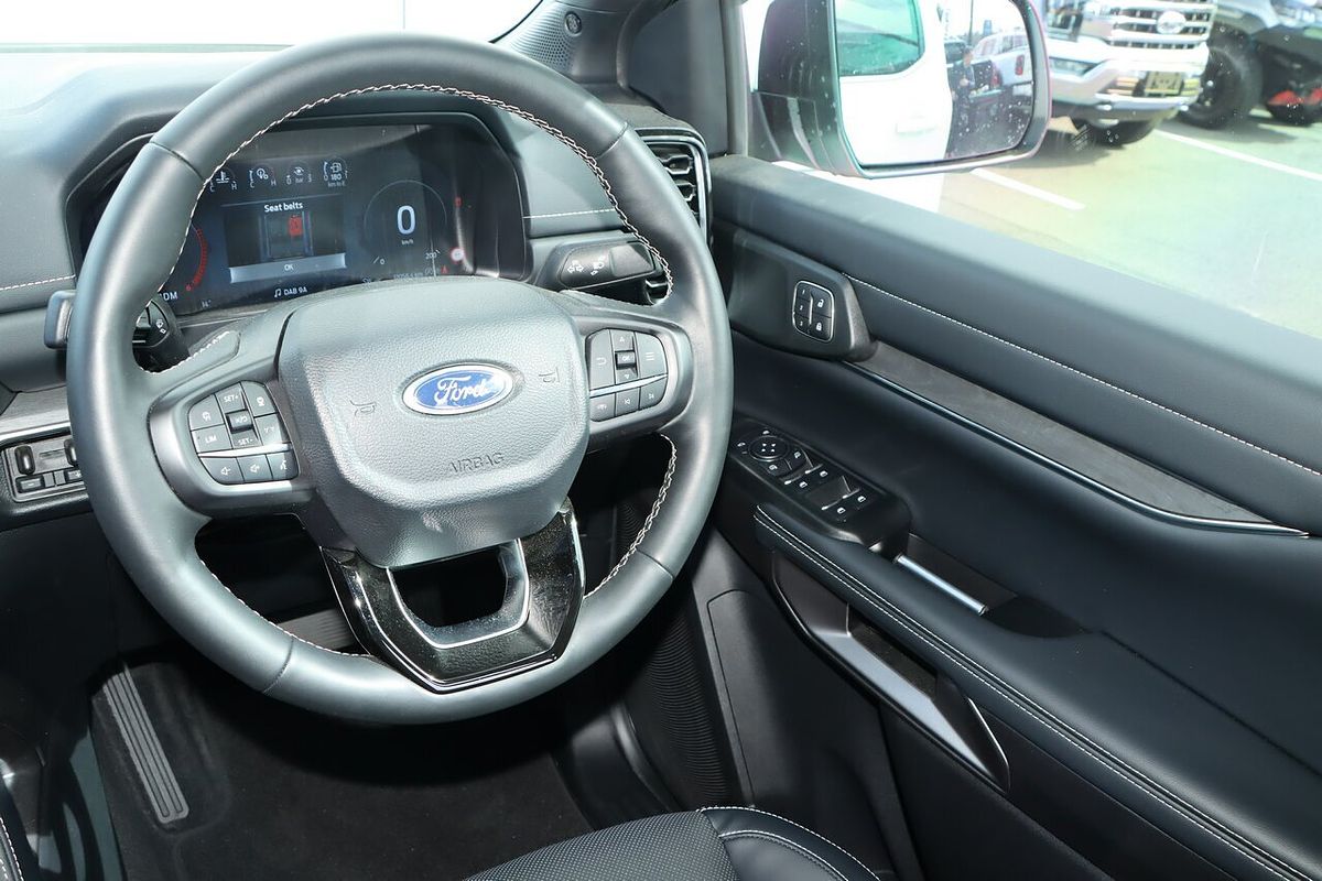 2025 Ford Ranger Platinum 4X4 3.0L