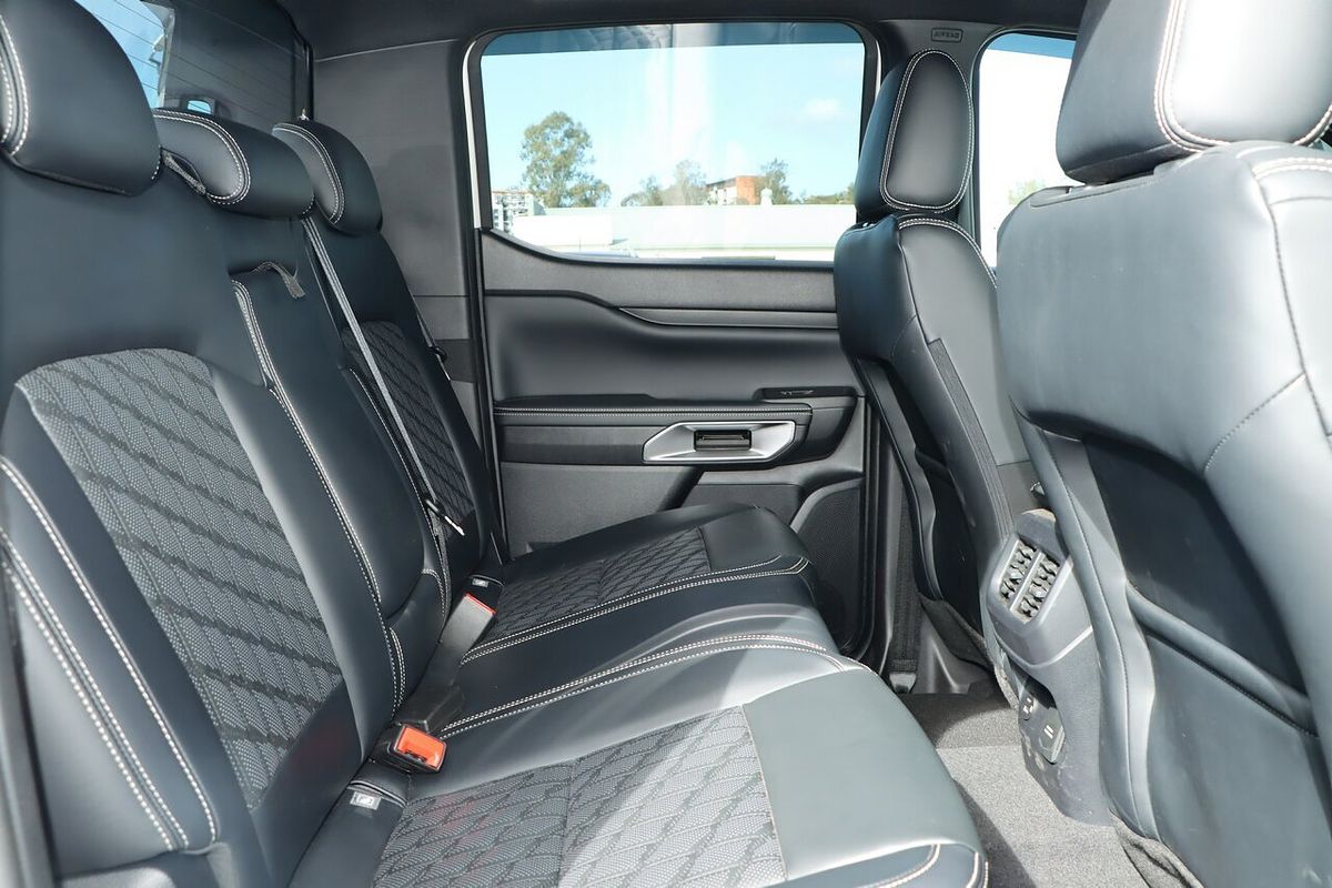 2025 Ford Ranger Platinum 4X4 3.0L