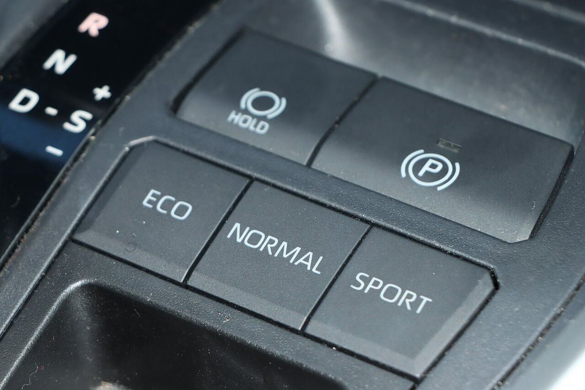 2021 Toyota RAV4 GX AXAH52R
