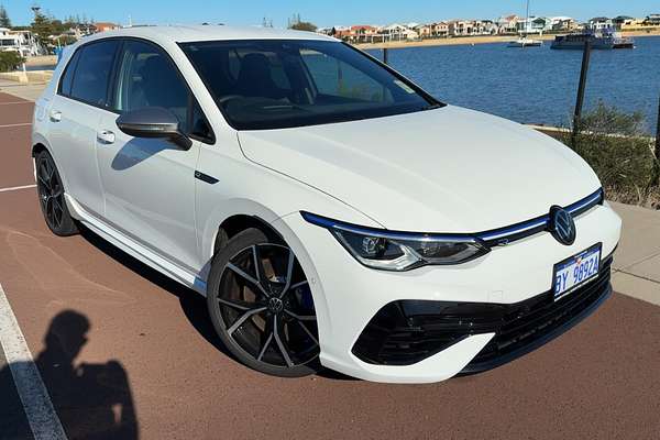 2024 Volkswagen Golf R 8