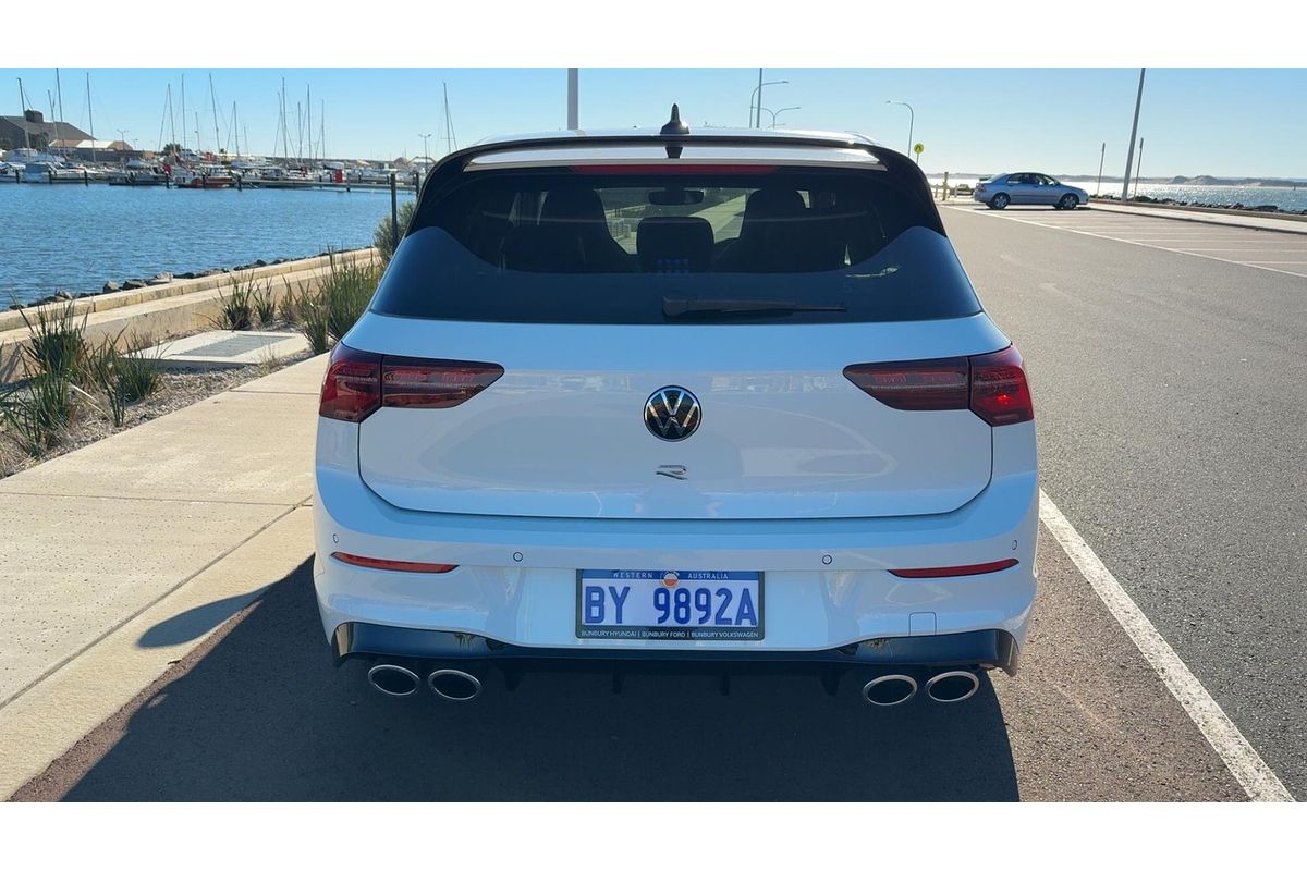 2024 Volkswagen Golf R 8