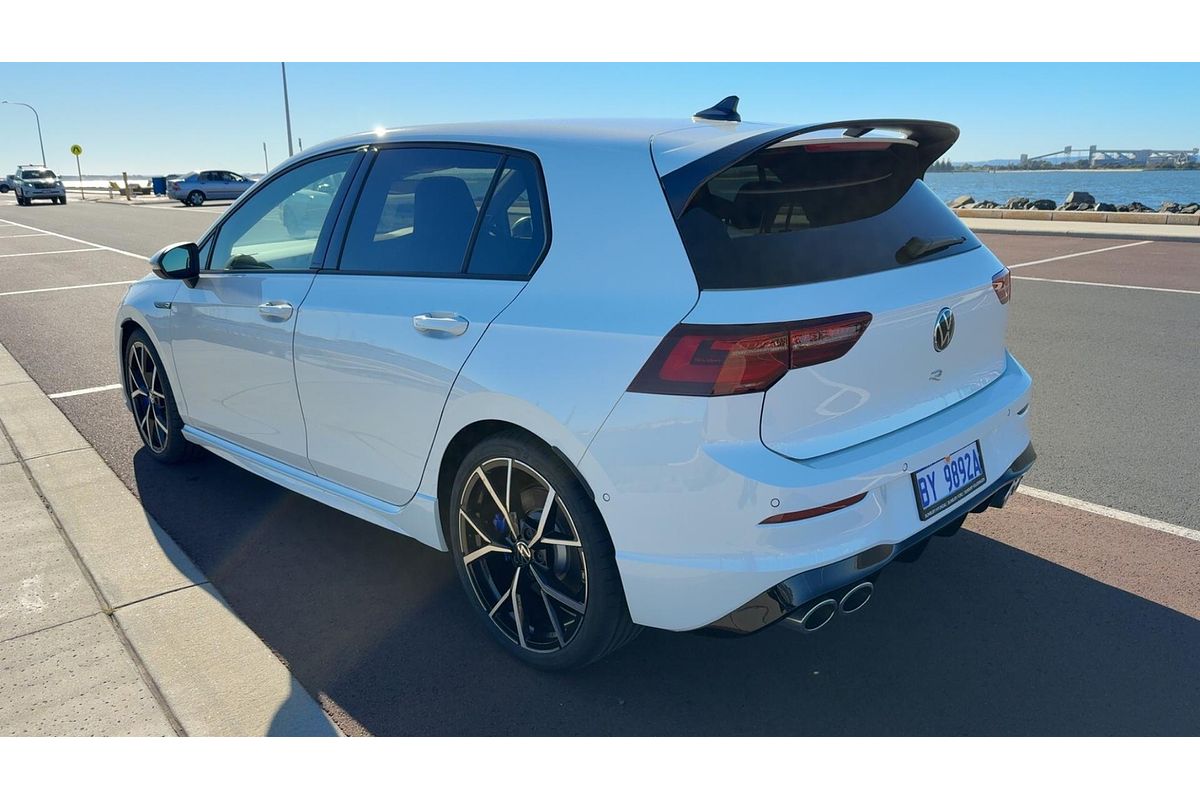 2024 Volkswagen Golf R 8