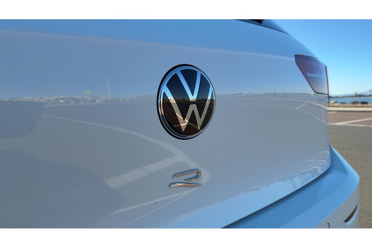 2024 Volkswagen Golf R 8