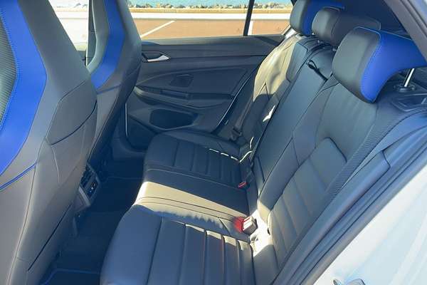 2024 Volkswagen Golf R 8