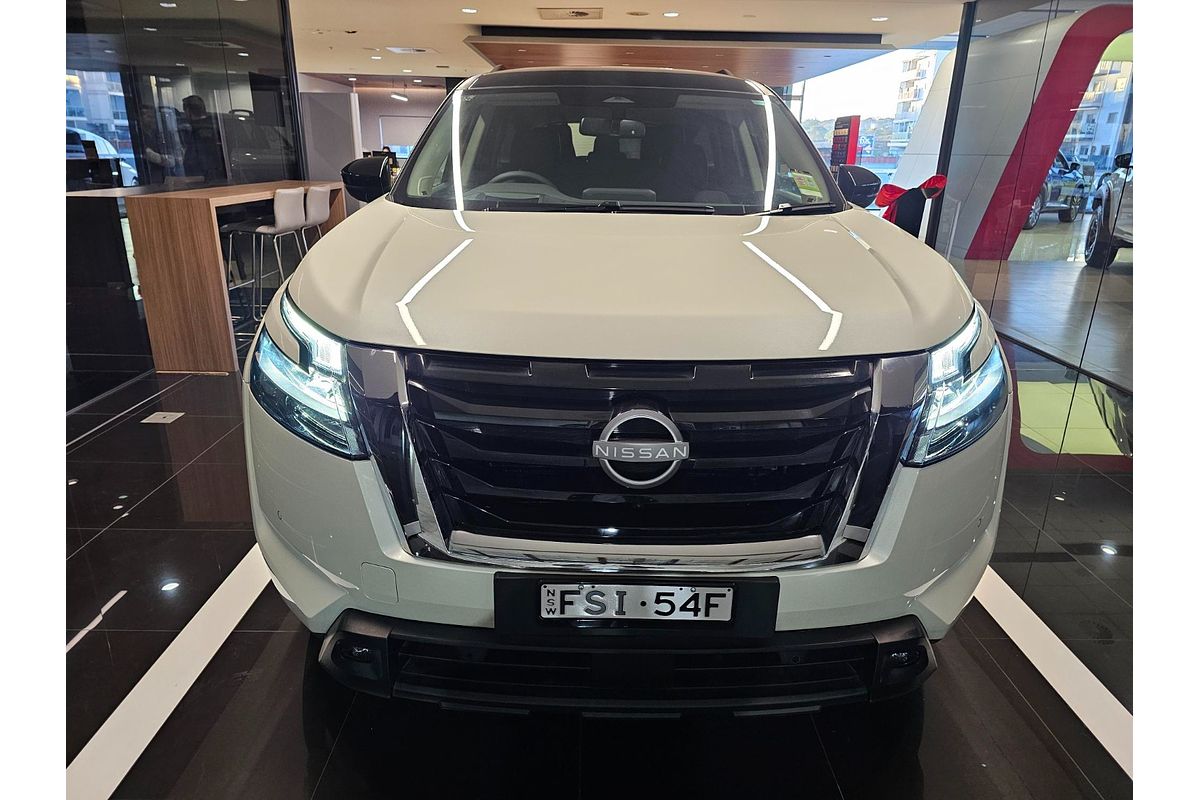 2024 Nissan Pathfinder Ti R53