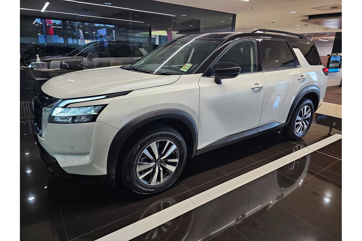 2024 Nissan Pathfinder Ti R53