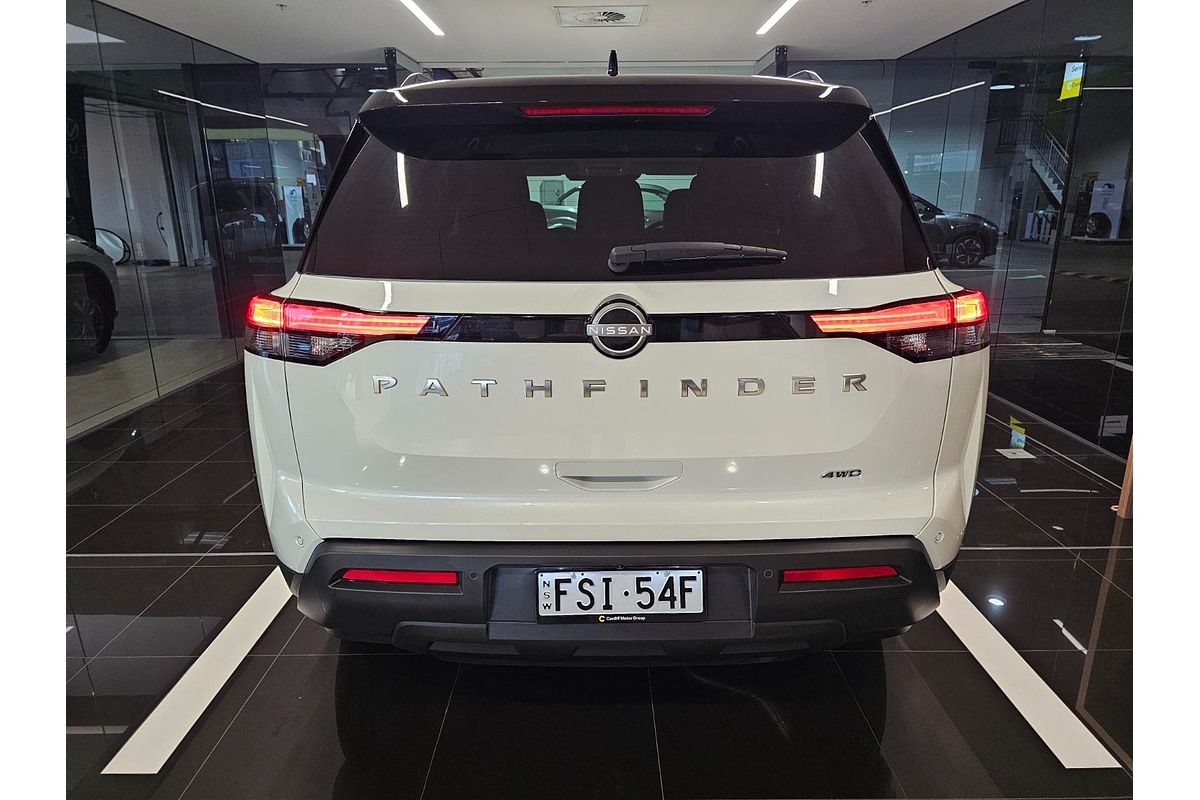 2024 Nissan Pathfinder Ti R53